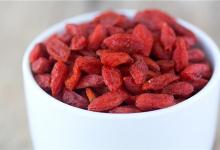 如何治療白頭發？按摩頭部有效果