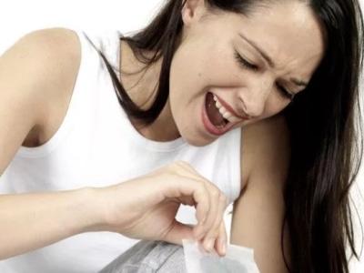 女生夏天要脫毛，光學(xué)脫毛助你全新蛻變