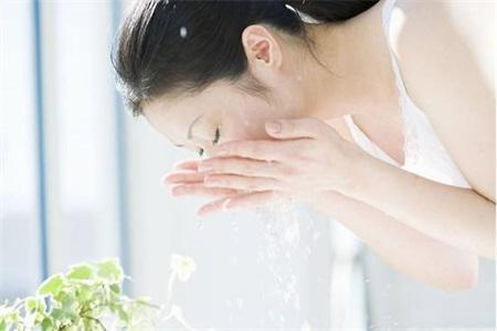 肌膚保養的四個好習慣，做到了皮膚就會越來越好