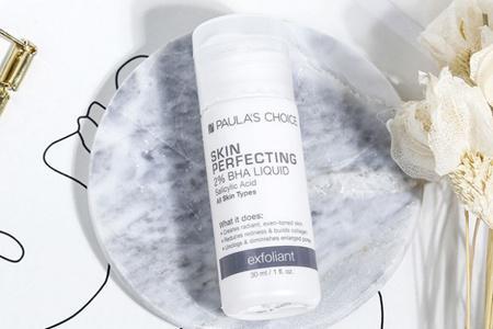 夏日女生面對肌膚大爆痘,什么產品能夠幫助你更快祛痘-易網<a href=http://www.xllyou.com/ target=_blank class=infotextkey>健康養生</a>網 夏日女生面對肌膚大爆痘,什么產品能夠幫助你更快祛痘