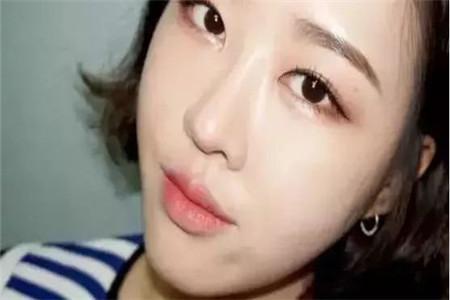 不同膚質如何正確護膚,針對肌膚問題大攻略-易網健康<a href=http://www.xllyou.com/jkys/ target=_blank class=infotextkey>養生</a>網 不同膚質如何正確護膚,針對肌膚問題大攻略