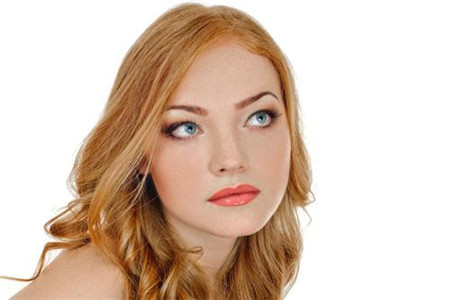 睡前給肌膚保濕護理的機會,夜間護膚步驟關鍵性強-易網<a href=http://www.xllyou.com/ target=_blank class=infotextkey>健康養生</a>網 睡前給肌膚保濕護理的機會,夜間護膚步驟關鍵性強