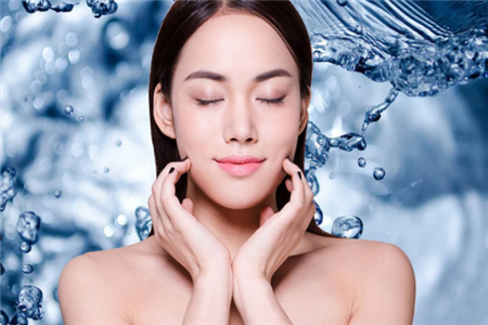 五大不同護膚產品使用步驟講解,女性榮獲美麗要用心-易網健康<a href=http://www.xllyou.com/jkys/ target=_blank class=infotextkey>養生</a>網 五大不同護膚產品使用步驟講解,女性榮獲美麗要用心