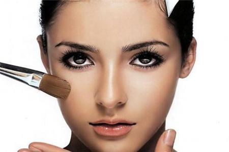 愛美女人夜間護理,夜霜和面膜的使用技巧-易網健康<a href=http://www.xllyou.com/jkys/ target=_blank class=infotextkey>養生</a>網 愛美女人夜間護理,夜霜和面膜的使用技巧