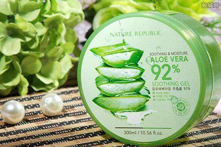 蘆薈膠的用處——肌膚補水祛痘，哪個牌子更好一些