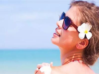 緩解肌膚出油難題，還你干凈嫩白皮膚