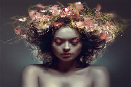 女性化妝品中最不可缺少的三種護(hù)膚產(chǎn)品,使用的關(guān)鍵所在-易網(wǎng)健康養(yǎng)生網(wǎng) 女性化妝品中最不可缺少的三種護(hù)膚產(chǎn)品,使用的關(guān)鍵所在