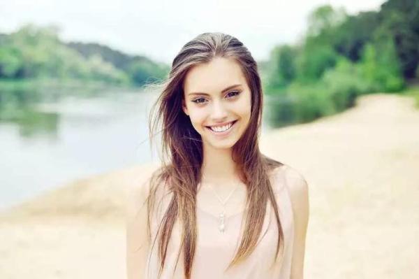 『青春正好·微笑筑夢未來』圓滿落幕!隱形牙套0元試戴持續(xù)報名中……-易網(wǎng)健康養(yǎng)生網(wǎng) 『青春正好·微笑筑夢未來』圓滿落幕!隱形牙套0元試戴持續(xù)報名中……