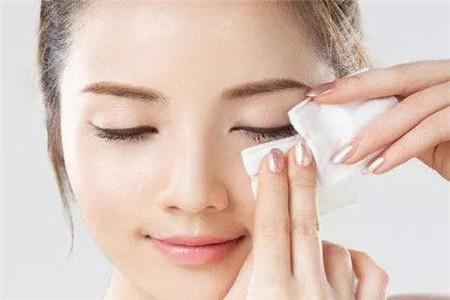 做全身光子美白危害效果見不到,夏季鎖骨美白讓你做性感女神-易網(wǎng)<a href=http://www.xllyou.com/ target=_blank class=infotextkey>健康養(yǎng)生</a>網(wǎng) 做全身光子美白危害效果見不到,夏季鎖骨美白讓你做性感女神