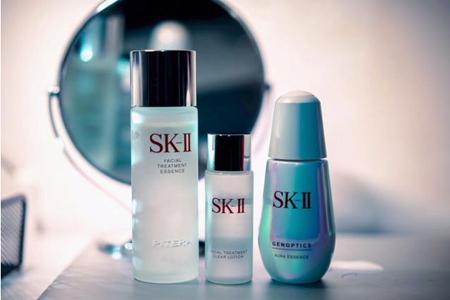 Sk2神仙水和小燈泡功效如何,保濕美白怎么使用-易網(wǎng)<a href=http://www.xllyou.com/ target=_blank class=infotextkey>健康養(yǎng)生</a>網(wǎng) Sk2神仙水和小燈泡功效如何,保濕美白怎么使用