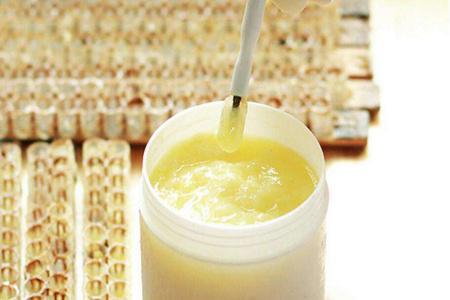 蜂王漿美容功效祛黃褐斑，使用需要注意的副作用