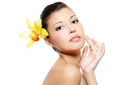 肌膚白皙細膩的重大秘訣,合理使用睡前護理的七大技巧-易網<a href=http://www.xllyou.com/ target=_blank class=infotextkey>健康養生</a>網 肌膚白皙細膩的重大秘訣,合理使用睡前護理的七大技巧