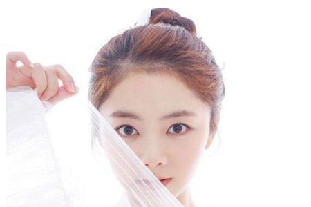 煙酰胺對(duì)皮膚的作用，祛斑美白適合油性皮膚