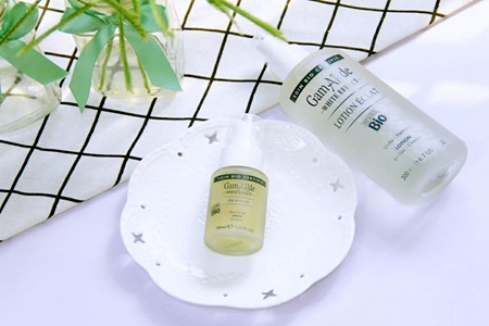 化妝水和爽膚水的區(qū)別是什么,不同肌膚的選擇方法-易網(wǎng)健康養(yǎng)生網(wǎng) 化妝水和爽膚水的區(qū)別是什么,不同肌膚的選擇方法