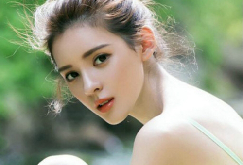 秋冬季皮膚干燥缺水怎么辦? 6個技巧快速補水-易網(wǎng)健康養(yǎng)生網(wǎng) 秋冬季皮膚干燥缺水怎么辦? 6個技巧快速補水