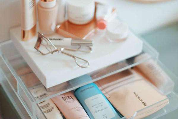 大學生護膚品排行榜是怎樣的?有什么平價護膚品推薦?-易網<a href=http://www.xllyou.com/ target=_blank class=infotextkey>健康養生</a>網 大學生護膚品排行榜是怎樣的?有什么平價護膚品推薦?