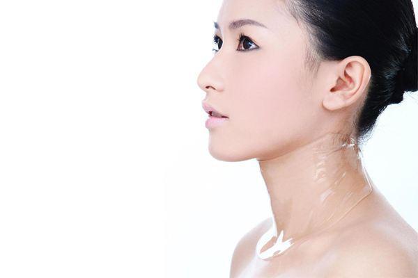 頸紋是怎么形成的?怎么消除?