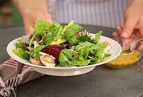 能幫助女人排毒養(yǎng)顏的食物有哪些？推薦這5種