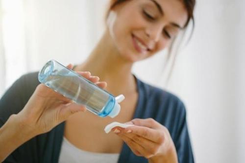 冬天應該怎么保濕?掌握這3點肌膚水嫩一整冬