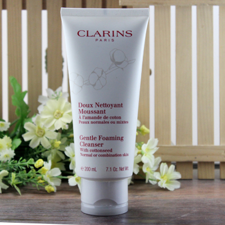 磨砂洗面奶哪個牌子好?6款磨砂洗面奶推薦-易網健康<a href=http://www.xllyou.com/jkys/ target=_blank class=infotextkey>養生</a>網 磨砂洗面奶哪個牌子好?6款磨砂洗面奶推薦