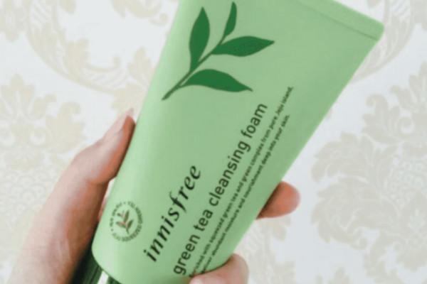 洗面奶洗完臉很緊繃是好還是不好?為什么會這樣?-易網健康<a href=http://www.xllyou.com/jkys/ target=_blank class=infotextkey>養生</a>網 洗面奶洗完臉很緊繃是好還是不好?為什么會這樣?