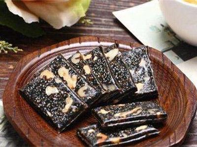 阿膠糕的功效與作用及食用方法,孕婦吃阿膠糕有利于產后恢復