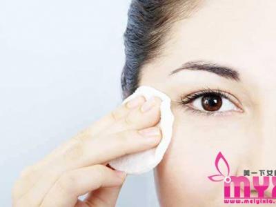 化妝水和爽膚水的區(qū)別 80%的女性都傻傻分清