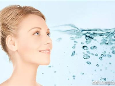 六個(gè)睡前護(hù)膚順序 水嫩白膚女人如何護(hù)膚的小心機(jī)