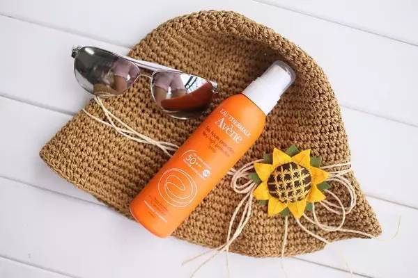 防曬噴霧怎么用才正確?防曬的常見問題解答