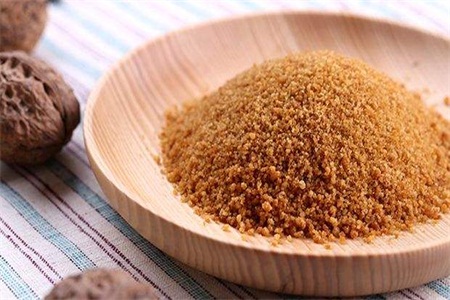 紅糖姜水的功效與作用,女性補氣血吃它效果最好最快-易網(wǎng)健康<a href=http://www.xllyou.com/jkys/ target=_blank class=infotextkey>養(yǎng)生</a>網(wǎng) 紅糖姜水的功效與作用,女性補氣血吃它效果最好最快