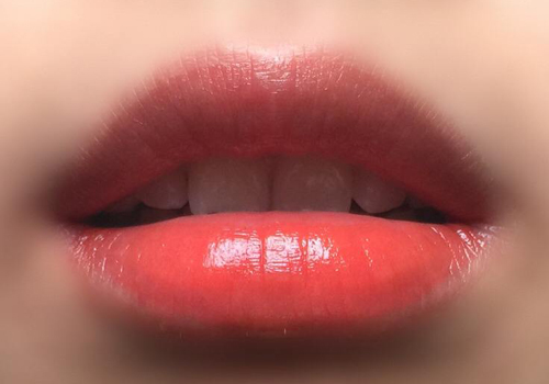 嘴唇皺紋多怎么辦 7個小技巧還你水潤嘟嘟唇-易網健康養(yǎng)生網 嘴唇皺紋多怎么辦 7個小技巧還你水潤嘟嘟唇