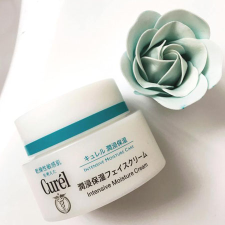 珂潤(rùn)面霜好用嗎?珂潤(rùn)面霜適合什么膚質(zhì)-易網(wǎng)<a href=http://www.xllyou.com/ target=_blank class=infotextkey>健康養(yǎng)生</a>網(wǎng) 珂潤(rùn)面霜好用嗎?珂潤(rùn)面霜適合什么膚質(zhì)