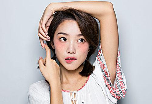 臉上長黃褐斑怎么祛除 3個妙招改善黃褐斑問題-易網<a href=http://www.xllyou.com/ target=_blank class=infotextkey>健康養生</a>網 臉上長黃褐斑怎么祛除 3個妙招改善黃褐斑問題