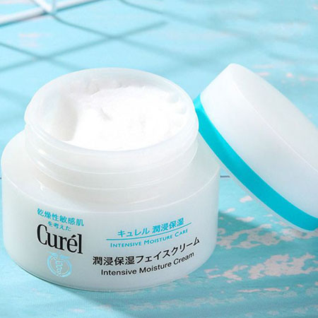 珂潤(rùn)面霜好用嗎?珂潤(rùn)面霜適合什么膚質(zhì)-易網(wǎng)健康養(yǎng)生網(wǎng) 珂潤(rùn)面霜好用嗎?珂潤(rùn)面霜適合什么膚質(zhì)