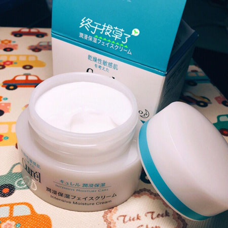 珂潤(rùn)面霜好用嗎?珂潤(rùn)面霜適合什么膚質(zhì)-易網(wǎng)健康養(yǎng)生網(wǎng) 珂潤(rùn)面霜好用嗎?珂潤(rùn)面霜適合什么膚質(zhì)