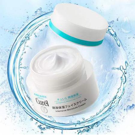 珂潤(rùn)面霜好用嗎?珂潤(rùn)面霜適合什么膚質(zhì)-易網(wǎng)健康<a href=http://www.xllyou.com/jkys/ target=_blank class=infotextkey>養(yǎng)生</a>網(wǎng) 珂潤(rùn)面霜好用嗎?珂潤(rùn)面霜適合什么膚質(zhì)