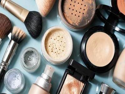 化妝后戴口罩對(duì)皮膚有傷害嗎？戴口罩復(fù)工也不要忘記護(hù)膚