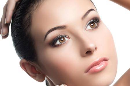 美女整容整形真的能變好看?怎么不靠整容變得好看-易網健康<a href=http://www.xllyou.com/jkys/ target=_blank class=infotextkey>養生</a>網 美女整容整形真的能變好看?怎么不靠整容變得好看