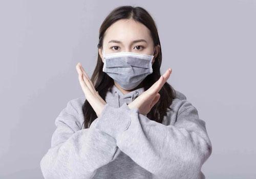 長時間戴口罩給肌膚帶來哪些不適？如何正確護理？