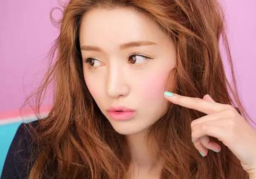 改善皮膚暗黃的6種方法 讓你快速變白變美!-易網<a href=http://www.xllyou.com/ target=_blank class=infotextkey>健康養生</a>網 改善皮膚暗黃的6種方法 讓你快速變白變美!