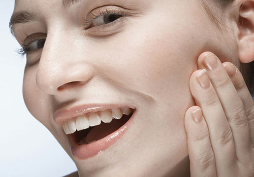 面部皮膚松弛是什么原因?面部松弛怎么改善-易網健康<a href=http://www.xllyou.com/jkys/ target=_blank class=infotextkey>養生</a>網 面部皮膚松弛是什么原因?面部松弛怎么改善