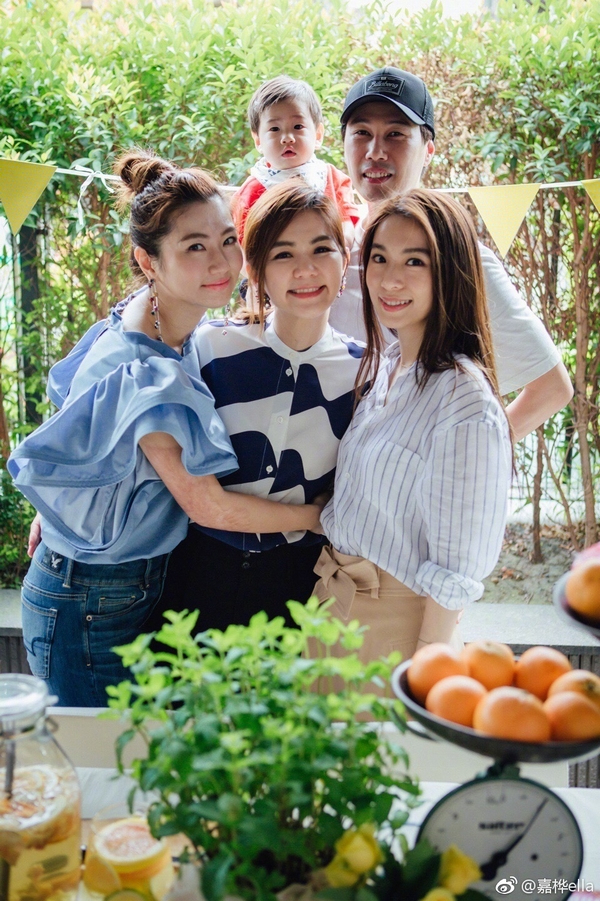 SHE十七周年演唱會 17年后你開始有小細紋了嗎？