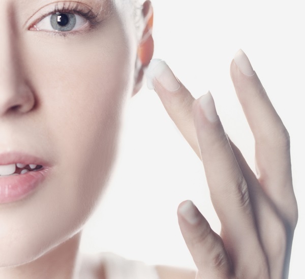 夏季補水做到位了皮膚還是干？補水≠保濕！