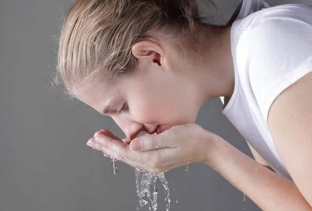 沐浴露可以用來洗臉嗎？沐浴露洗臉的后果