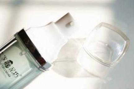 隔離霜和防曬霜的區別 隔離霜防曬霜粉底液到底怎么用?-易網健康養生網 隔離霜和防曬霜的區別 隔離霜防曬霜粉底液到底怎么用?