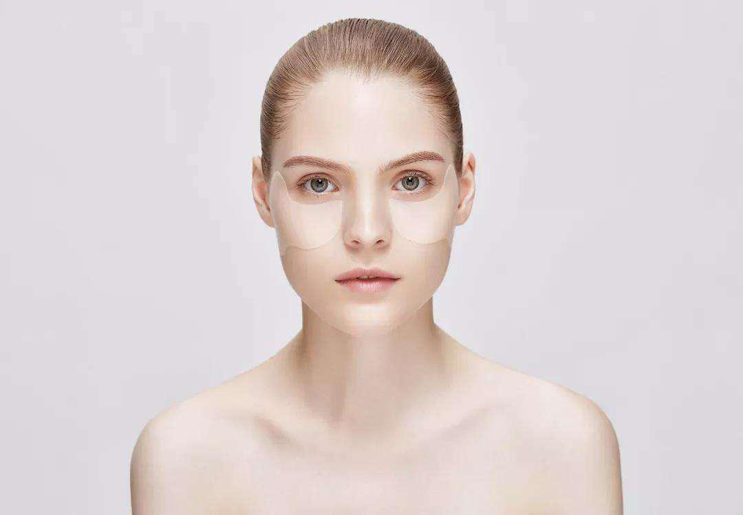 晚睡為什么會(huì)有黑眼圈 黑眼圈怎么去除?-易網(wǎng)健康養(yǎng)生網(wǎng) 晚睡為什么會(huì)有黑眼圈 黑眼圈怎么去除?