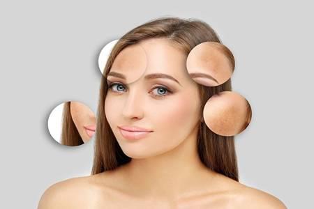 臉上起紅疙瘩怎么回事,油皮女生皮膚紅腫的護理方法-易網<a href=http://www.xllyou.com/ target=_blank class=infotextkey>健康養生</a>網 臉上起紅疙瘩怎么回事,油皮女生皮膚紅腫的護理方法