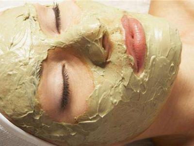 先去角質(zhì)還是先敷面膜 去完角質(zhì)后多久敷面膜