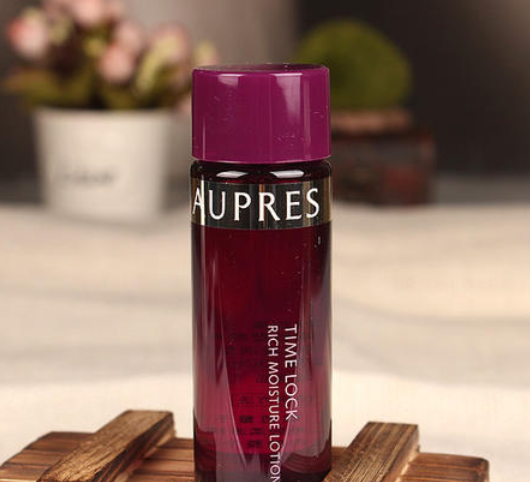 中性皮膚適合用什么爽膚水？中性皮膚夏季用什么護膚品好？