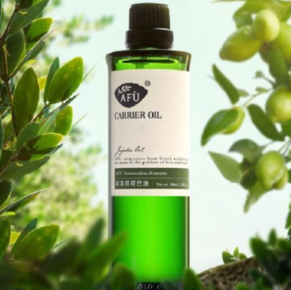 荷荷巴油能去黑頭嗎？用荷荷巴油怎么去黑頭？